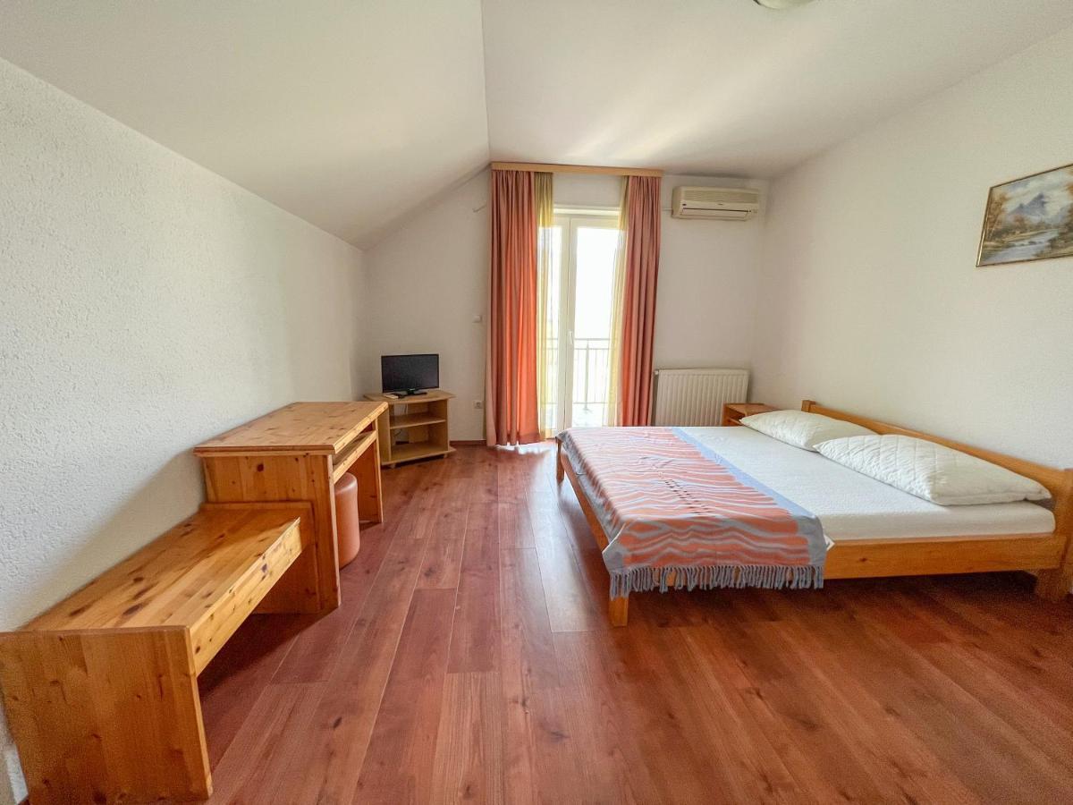 Hotel & Restaurant Babic Vranovaca Bagian luar foto