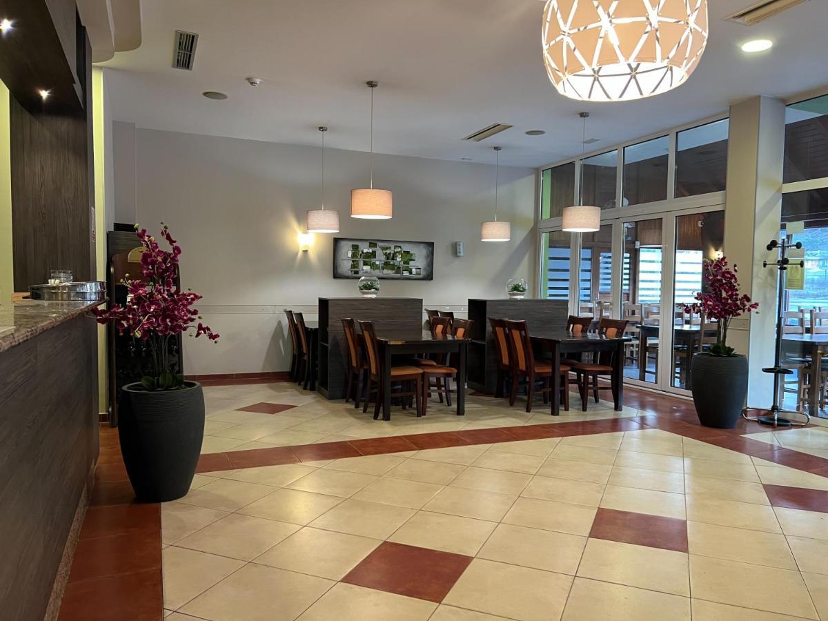 Hotel & Restaurant Babic Vranovaca Bagian luar foto