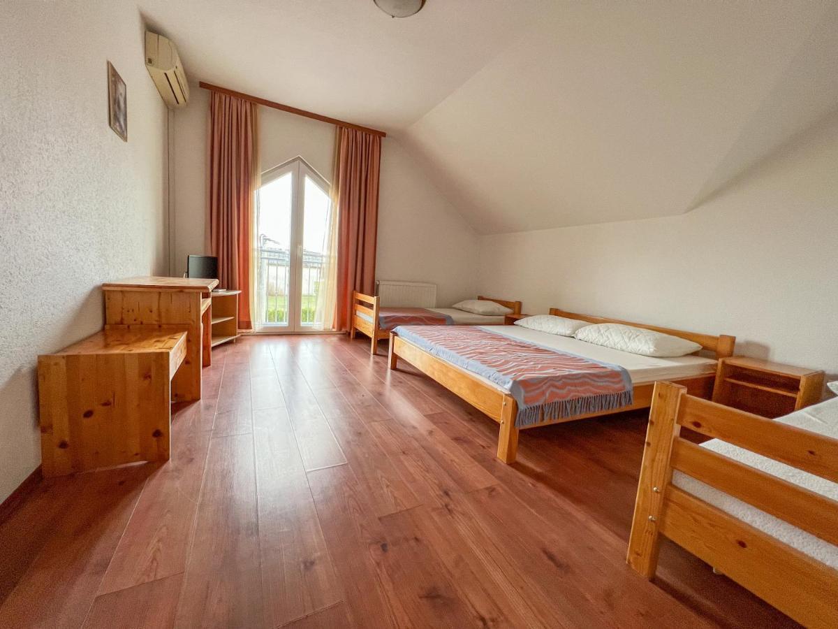 Hotel & Restaurant Babic Vranovaca Bagian luar foto