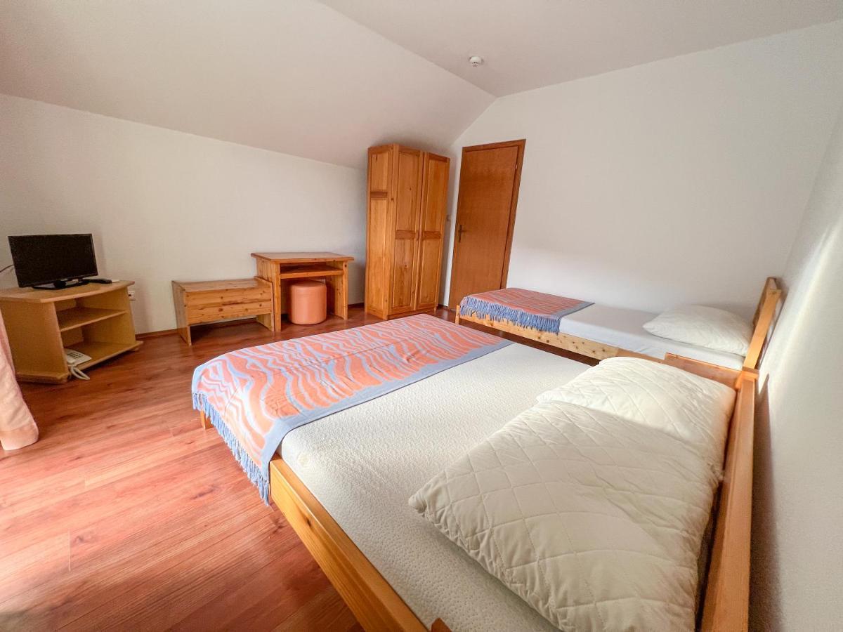 Hotel & Restaurant Babic Vranovaca Bagian luar foto